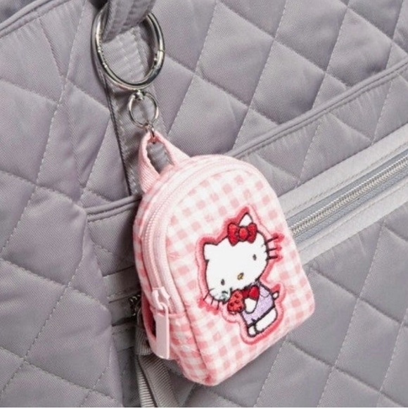 Hello Kitty Limited Edition Mini Backpack Bag Charm - Picture 2 of 6